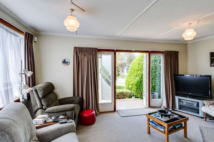 934 Oliphant Road Raureka_10