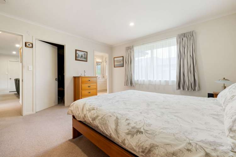 29 Saint James Drive Huntington_17