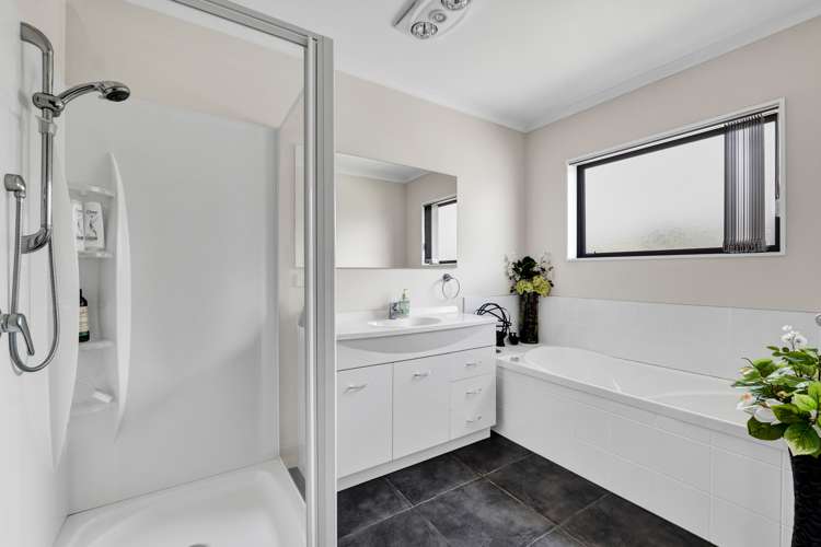 38 Montague Grove Stratford_19