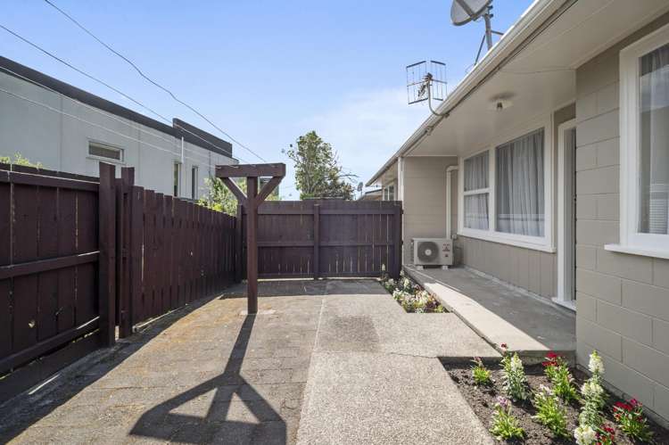 57E James Street Glenholme_10