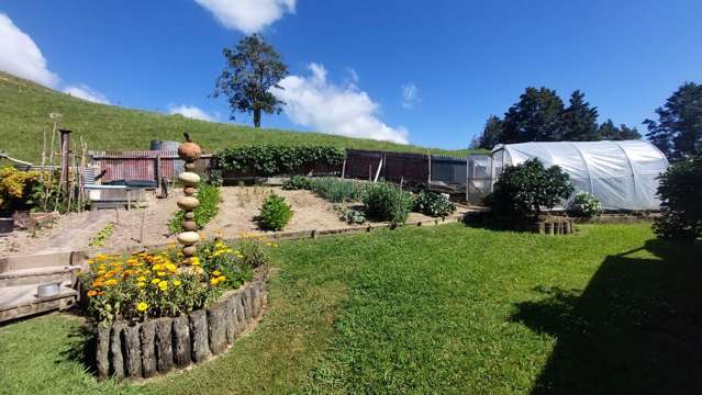 1104 Tapuhi Road Hikurangi Rd2_2