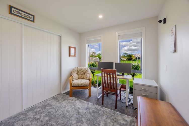 8 White Road Otane_11