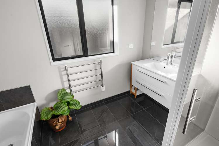 8 Denimes Crescent Rolleston_10