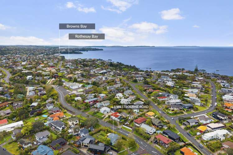 1 Westbourne Road Murrays Bay_13