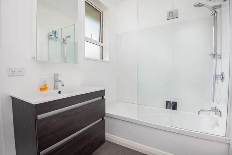 27 Perth Street Mosgiel_11