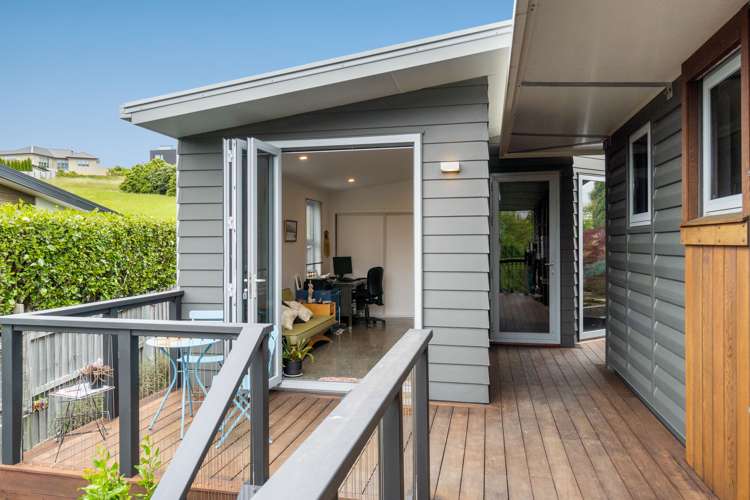 4 Roystone Way Huntsbury_13