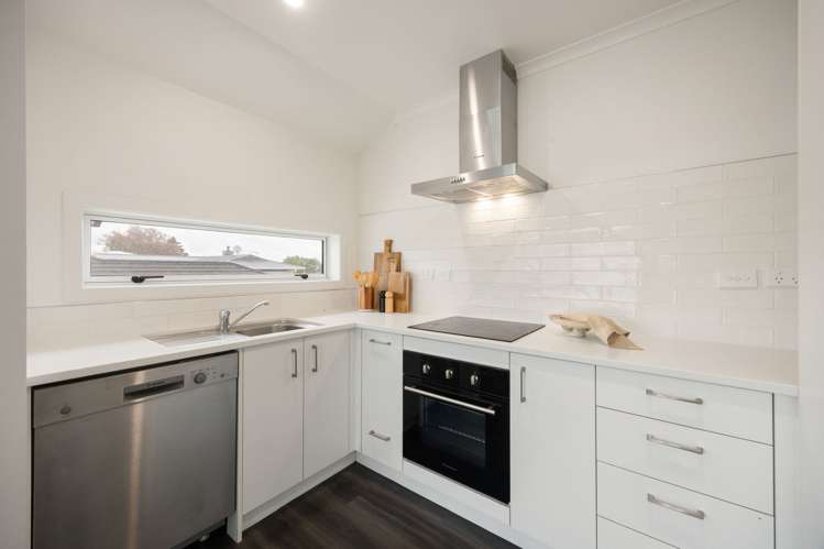 2/28A Waimarie Street Nawton_11