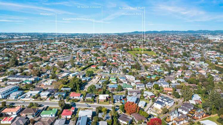 30 Sylvan Crescent Te Atatu South_32