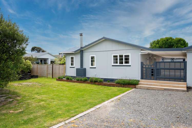 2 Leyland Road Te Awanga_13