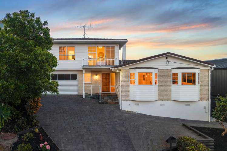 16 Eastcliffe Road_5