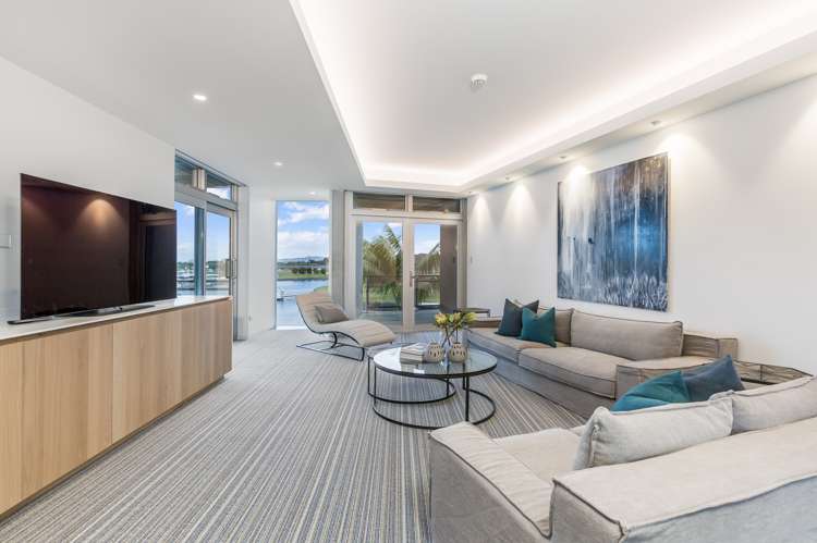 10 Martingale Lane One Tree Point_19