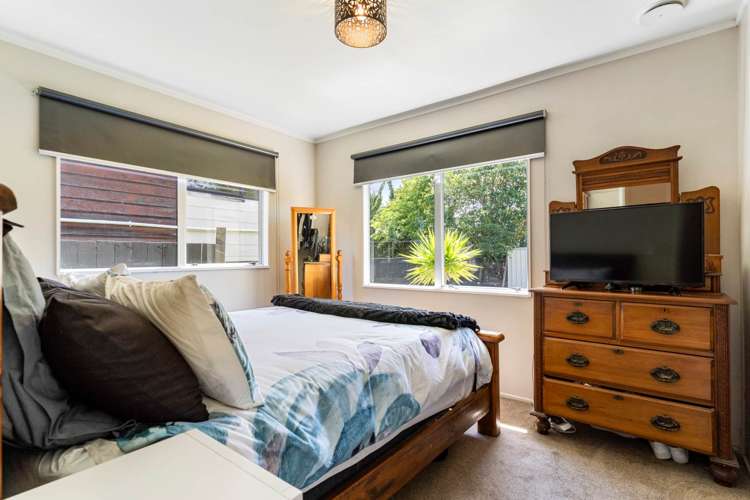 22B Holiday Road Stanmore Bay_19