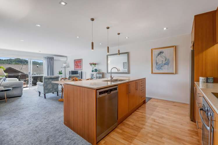 206/252 Centreway Road Orewa_5