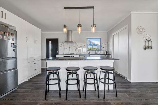 83 Peters Road Kaimiro_1