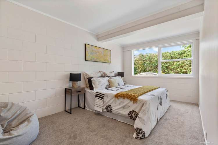 2/81 Raleigh Road Northcote_11