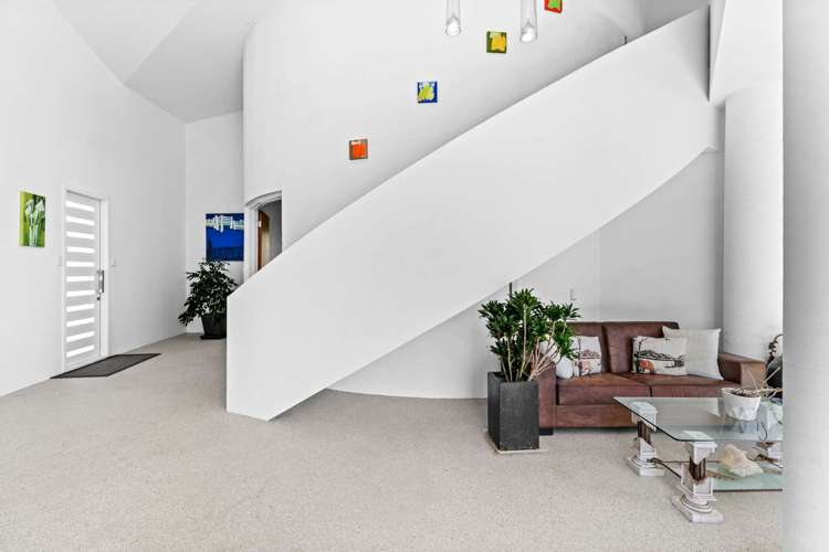 73 Robertson Road Otaua_11