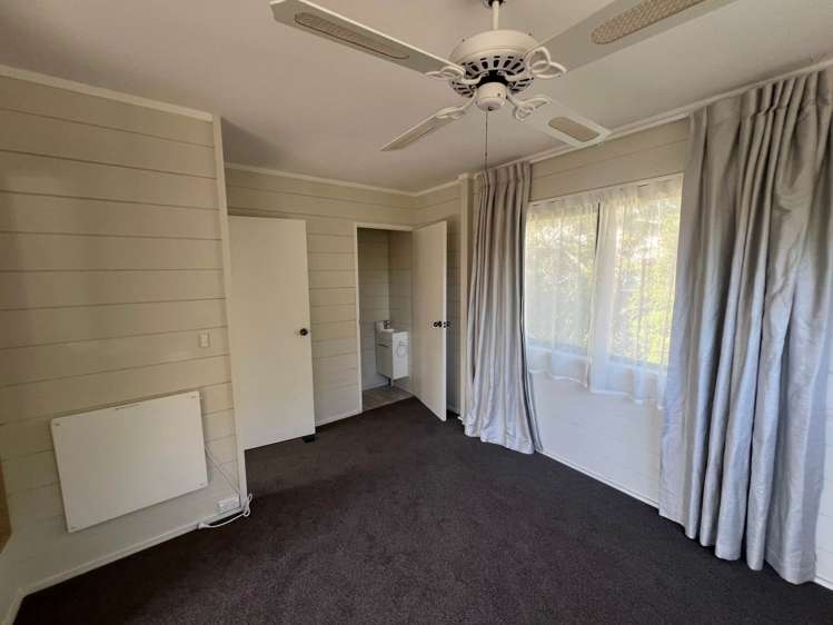 23 St James Avenue Helensville_7