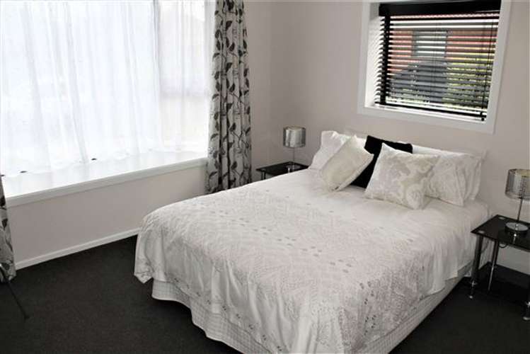 27 Dunedin Street Redwood_8