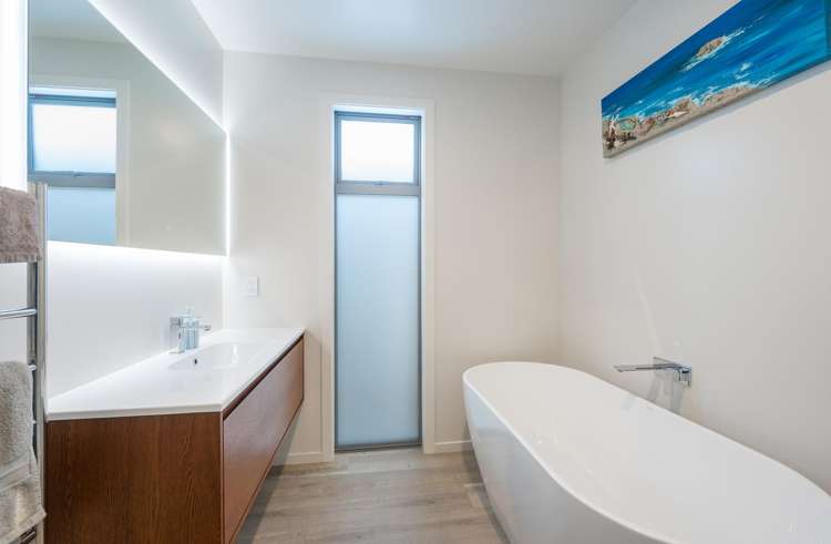 2 Cranford Road Richmond_17