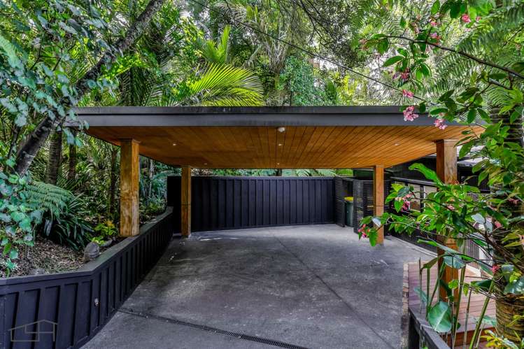 13 Takahe Road Titirangi_34