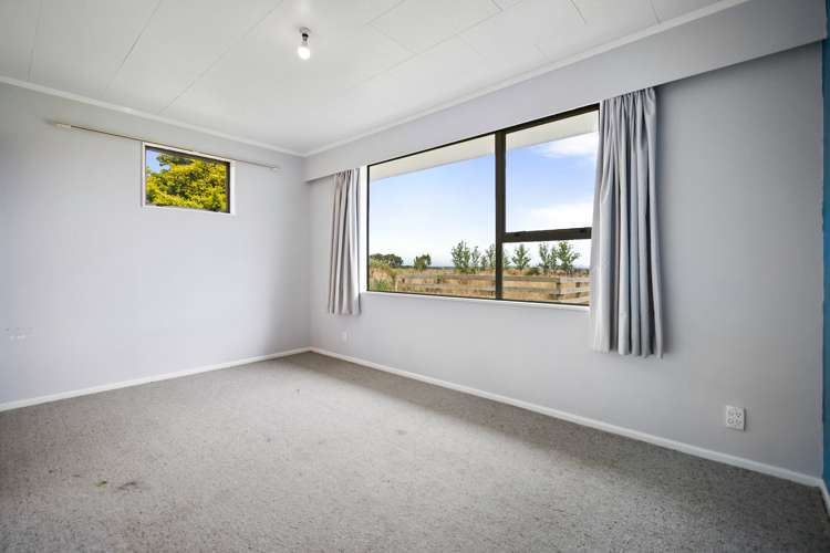 2346 Makino Road Halcombe_17