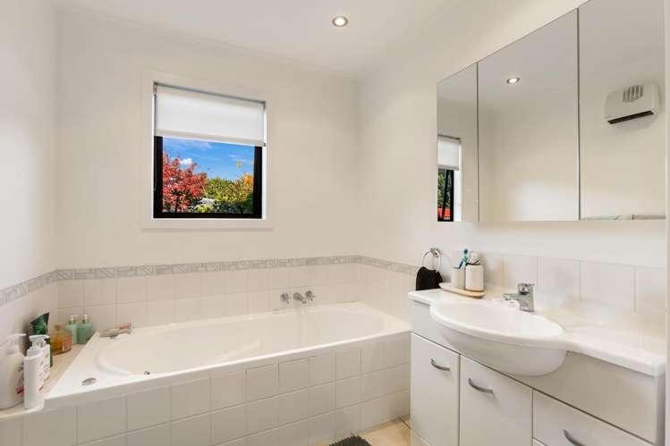 202 Stone Street Wanaka_13