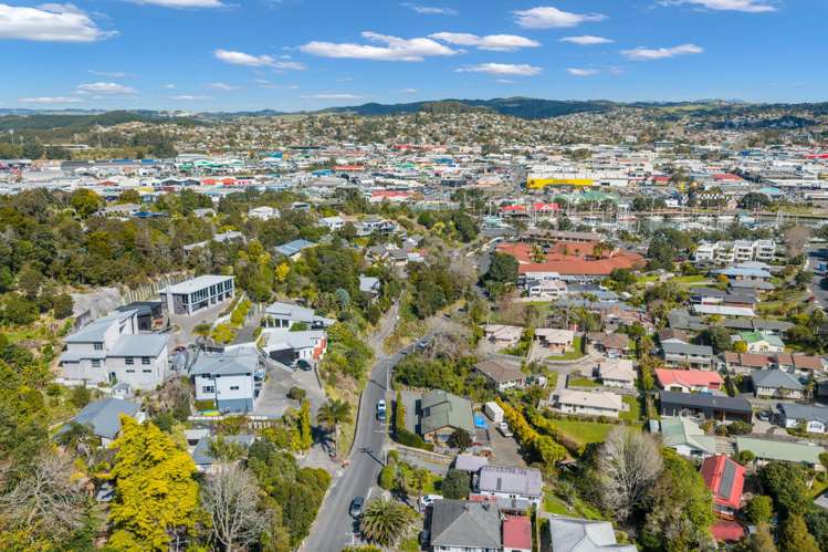 14 Dundas Road Riverside_16