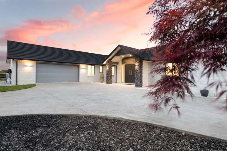 51 Baxter Michael Crescent Cambridge_21