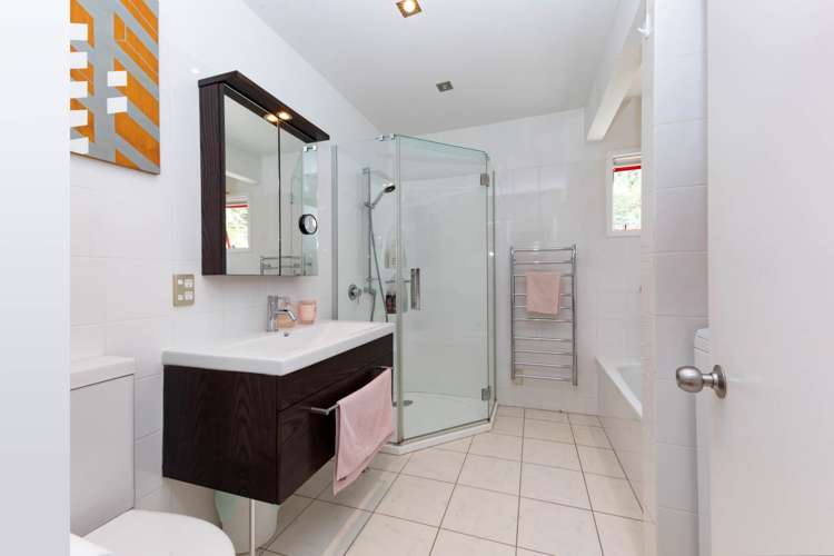 35 Piha Road Piha_12