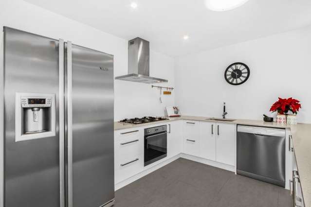 13 Larmer Drive Kumeu_4