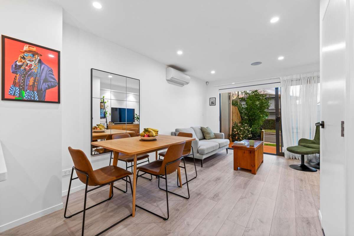 5/1a Royal View Road_2