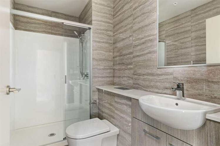 601/1 Rose Garden Lane Albany_14