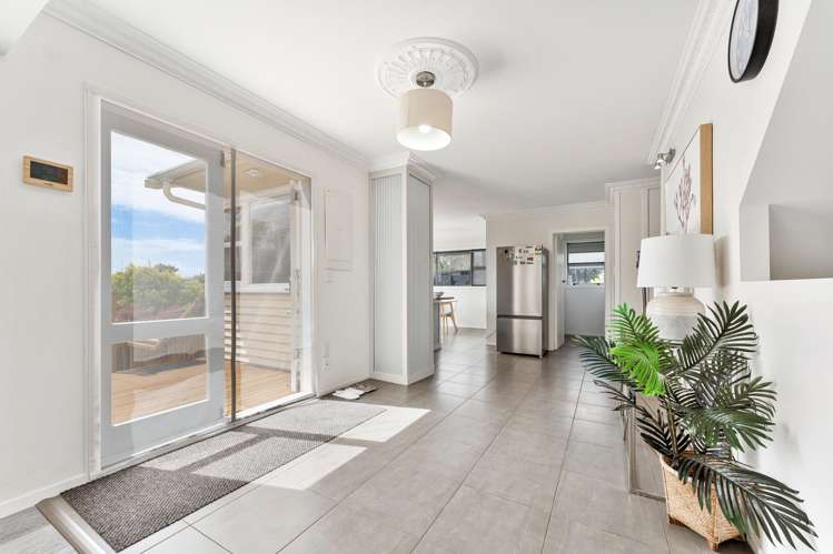 871 Whangaparaoa Road Manly_6