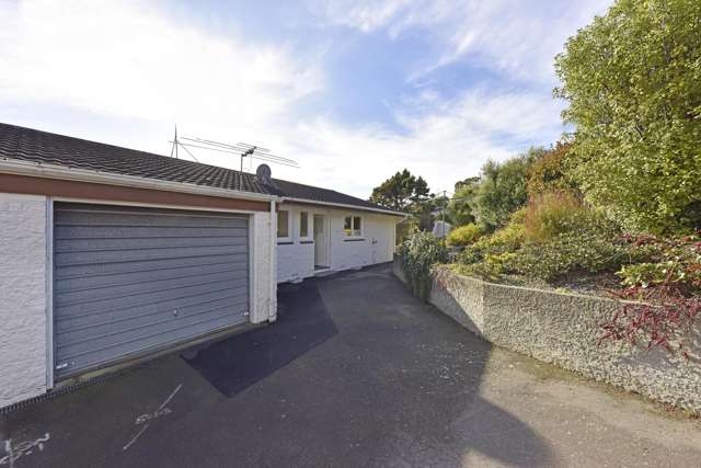 1/2 Conifer Place Huntsbury_3