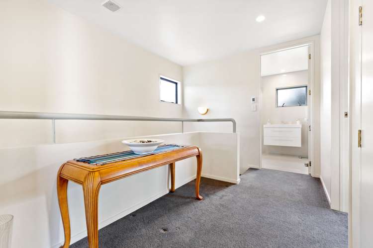 27 Connemara Court West Harbour_31