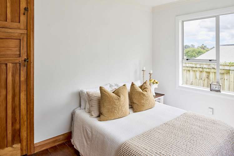 57 Ranui Terrace Tawa_9