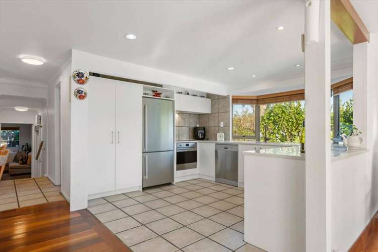 988 Papamoa Beach Road Papamoa Beach_16