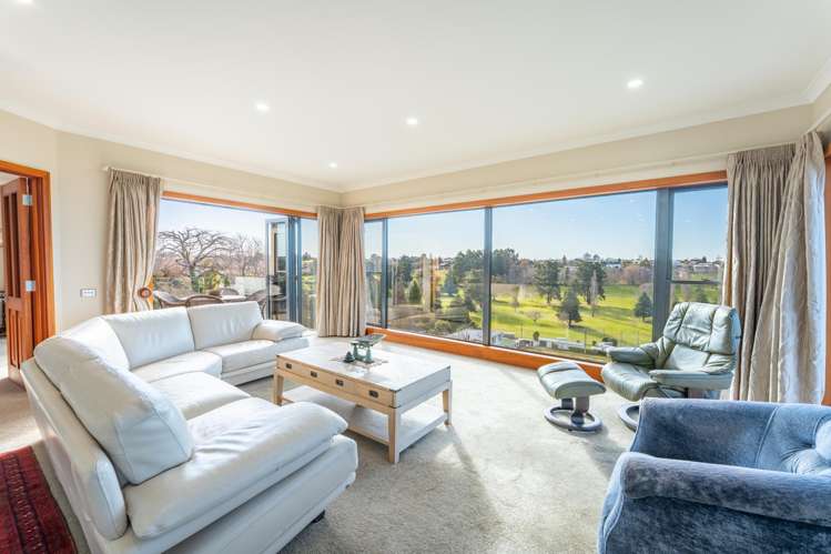 18 Kitchener Square Highfield_2