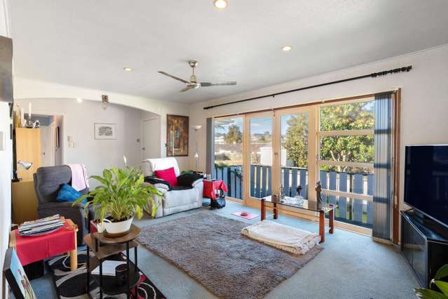 89 View Road Henderson_2