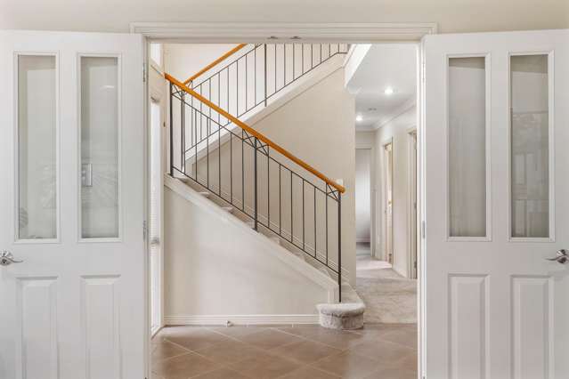 1 Dressage Lane Greenhithe_4