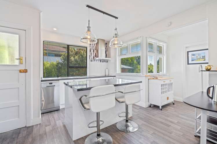 115 Riselaw Road Calton Hill_5