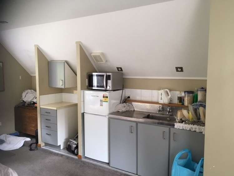 32a Avalon Crescent Avalon_1