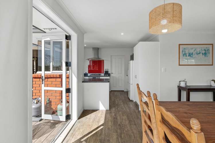 9 Meadowviews Drive Welcome Bay_13