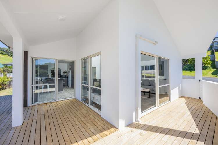 11 Kestrel Heights Arkles Bay_16