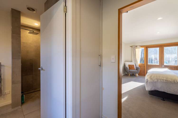 198 Stone Street Wanaka_16