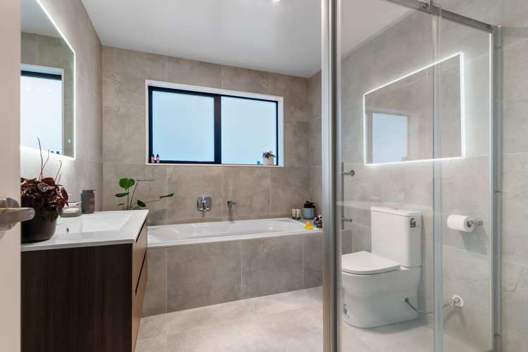 4d Bromley Place Glen Innes_12