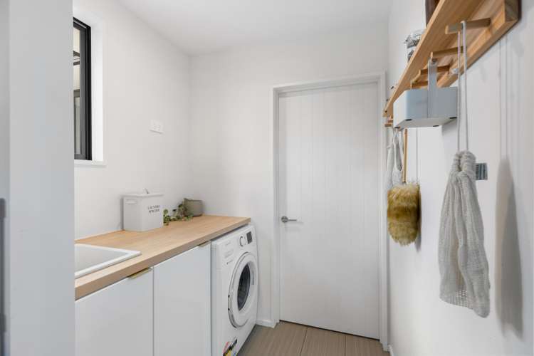 61 Cassidy Avenue Lincoln_21