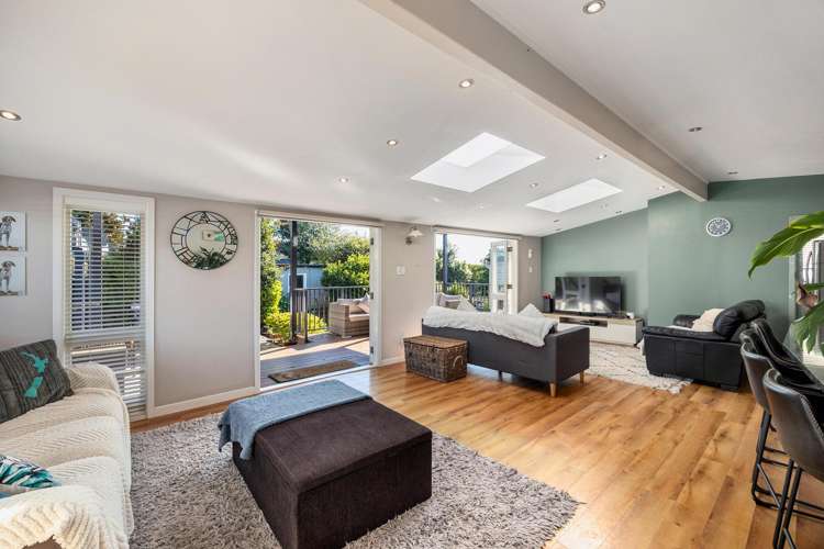 95 Alberton Avenue Mount Albert_5