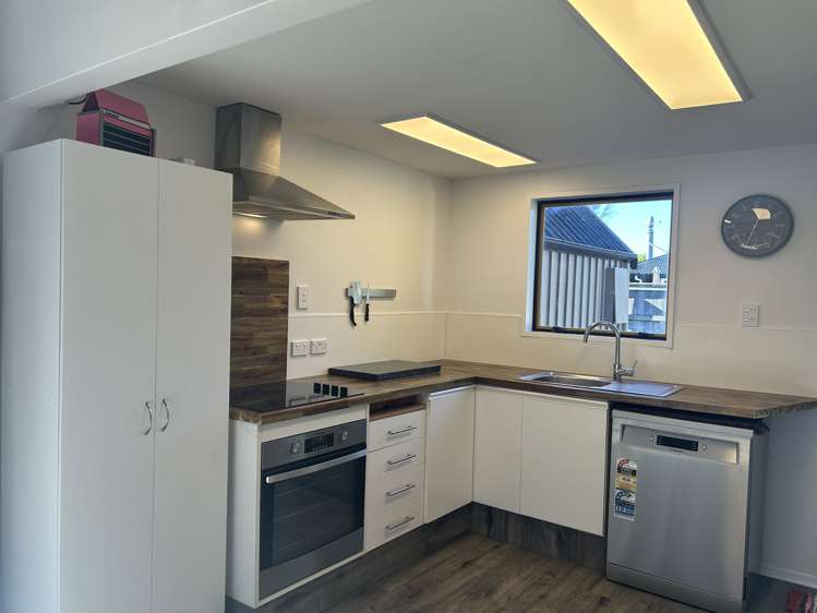 75A Racecourse Avenue_2