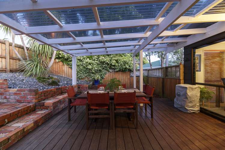 89 Captain Scott Road Glen Eden_13